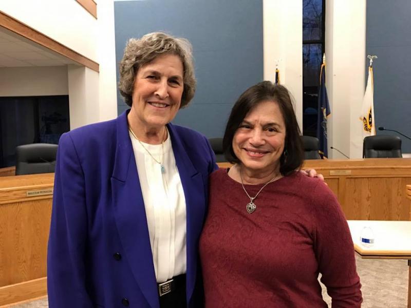 Grace_n.93155341_std Carol and Grace Nolfi